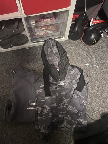 The north face tracksuit - face, grey