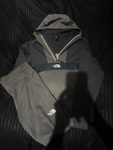 Men north face tracksuit - men’s,